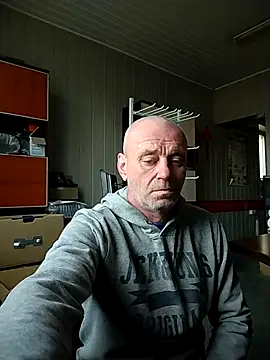 wilkalfa online show from October 27, 2025, 7:12 am