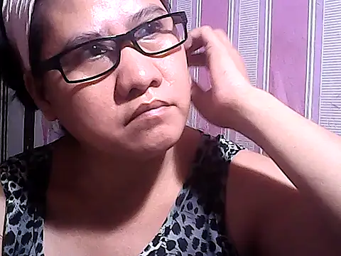 sweetsosie18 online show from October 11, 2025, 7:18 am