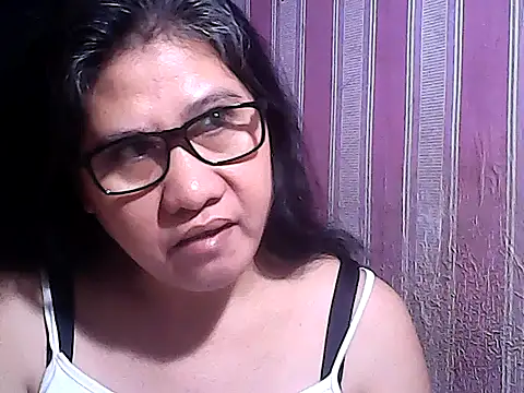 sweetsosie18 online show from November 9, 2025, 9:40 am