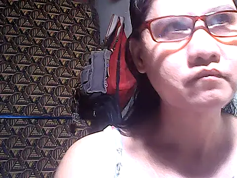 Snapshot of sweetsosie18 chatting on June 8, 2026, 5:08 am sweetsosie18 online show from June 8, 2026, 5:08 am