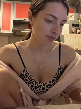 SeducingYoghourt online show from December 29, 2024, 3:46 pm