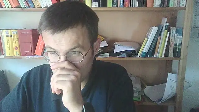Snapshot of makau1 chatting on July 18, 2026, 6:45 pm makau1 online show from July 18, 2026, 6:45 pm