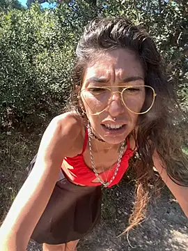 amanilouve online show from April 5, 2026, 12:46 pm