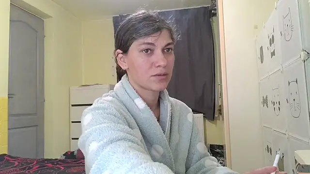 Snapshot of MercyLove chatting on April 15, 2026, 3:19 pm MercyLove online show from April 15, 2026, 3:19 pm