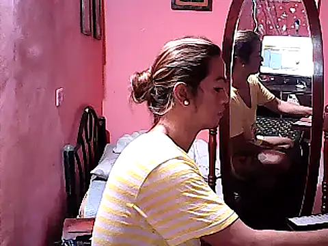 yummy 21xxx online show from February 8, 2025, 10:18 am