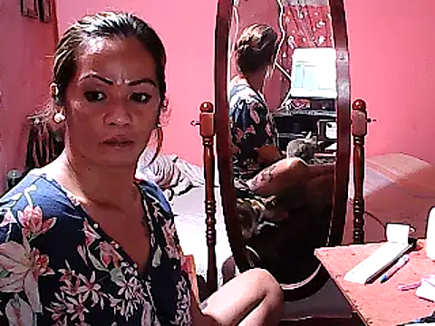 yummy 21xxx online show from February 9, 2025, 2:40 pm