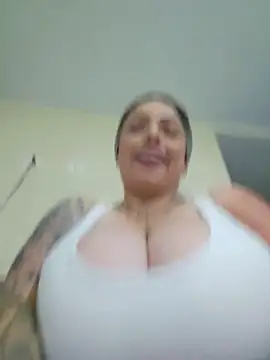 Snapshot of natalygolden69 chatting on May 21, 2026, 12:01 pm natalygolden69 online show from May 21, 2026, 12:01 pm
