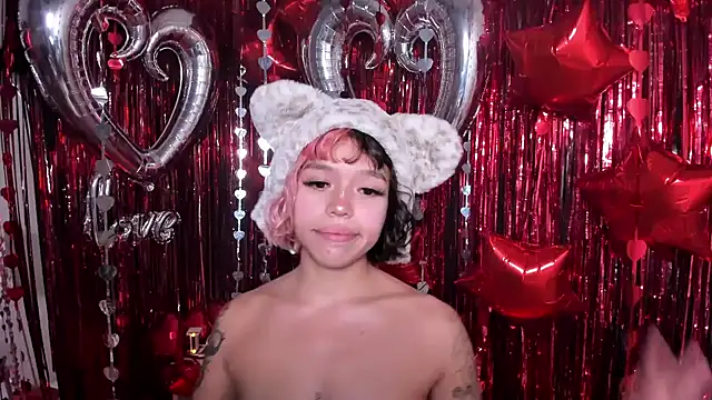 katalina garcia online show from February 18, 2025, 11:52 pm