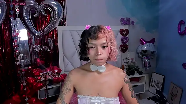 katalina garcia online show from March 10, 2025, 12:40 am