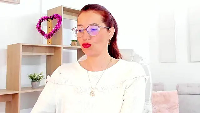 Antonnella 3 online show from October 13, 2025, 12:49 pm