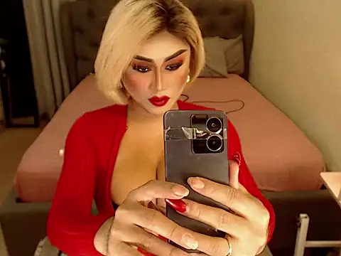 MISTRESS OF EVILCUMxx online show from February 17, 2026, 11:50 am