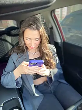 Snapshot of Emma_Catt chatting on March 16, 2025, 3:25 am Emma Catt online show from March 16, 2025, 3:25 am