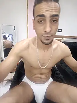 Snapshot of highguy chatting on September 27, 2025, 9:09 pm highguy online show from September 27, 2025, 9:09 pm