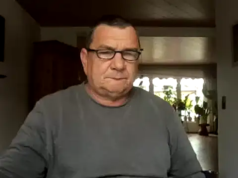 Snapshot of Nobbie444 chatting on May 16, 2026, 9:50 am Nobbie444 online show from May 16, 2026, 9:50 am