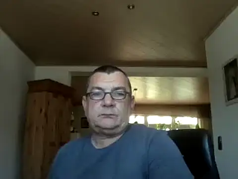Snapshot of Nobbie444 chatting on May 25, 2026, 11:05 am Nobbie444 online show from May 25, 2026, 11:05 am
