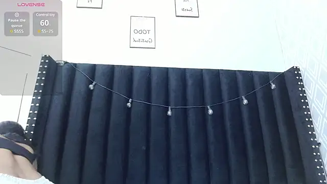 Snapshot of colombiamommy chatting on February 27, 2025, 12:56 pm colombiamommy online show from February 27, 2025, 12:56 pm