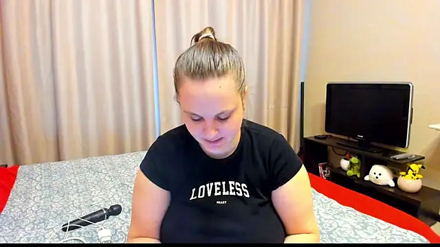 AlanaBrox online show from March 4, 2025, 1:28 pm