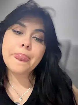 Alyaa s online show from October 31, 2025, 12:55 am