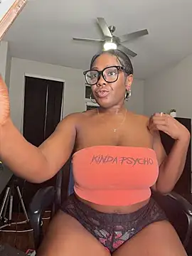 TilaTotti online show from March 27, 2026, 1:55 am