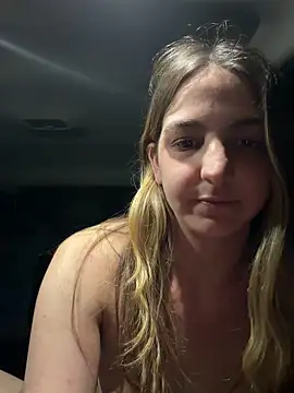 DoriDeluxe66 online show from April 17, 2026, 10:46 pm