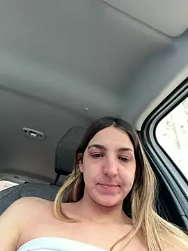 DoriDeluxe66 online show from May 13, 2026, 12:13 pm