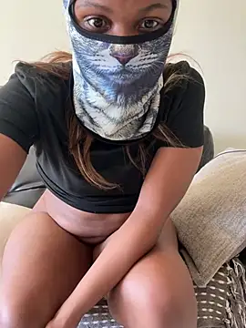 StupidNaturalPhatBooty  online show from February 15, 2026, 8:46 am