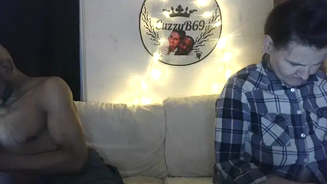 CuzzyB69 online show from April 18, 2026, 12:58 am