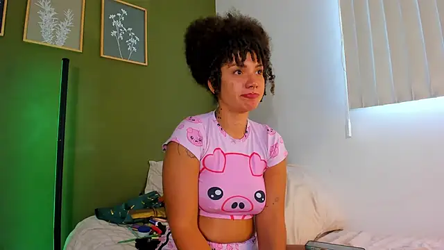 karlye 5 online show from June 6, 2026, 8:57 pm