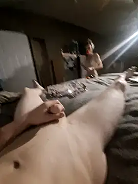 Snapshot of BreakBread974 chatting on April 2, 2026, 2:58 pm BreakBread974 online show from April 2, 2026, 2:58 pm