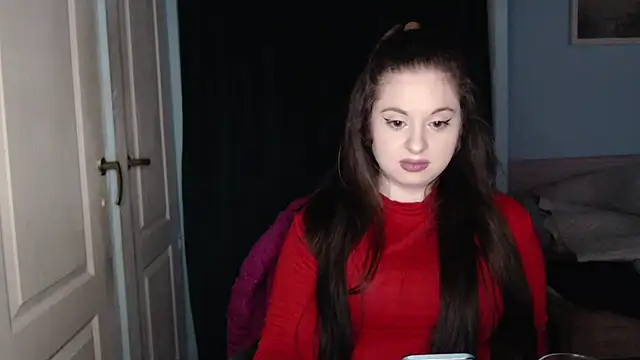 ryhhnnagold99 online show from April 19, 2026, 5:45 pm