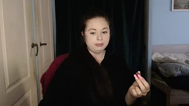 ryhhnnagold99 online show from April 21, 2026, 1:39 pm