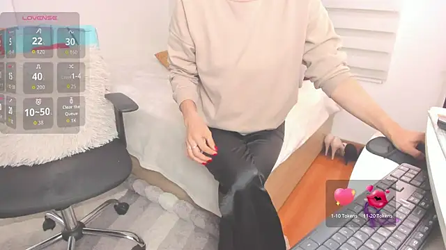 Snapshot of SharonVelvet chatting on January 11, 2026, 11:59 am SharonVelvet online show from January 11, 2026, 11:59 am