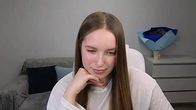 EvaMaddison online show from January 25, 2025, 5:51 pm