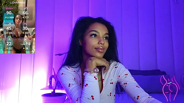 Snapshot of KimiBrown chatting on December 31, 2024, 6:59 am KimiBrown online show from December 31, 2024, 6:59 am