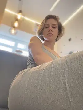 Feral berry 8133 online show from December 19, 2024, 11:50 am