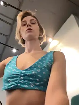 Feral berry 8133 online show from December 27, 2024, 6:03 am