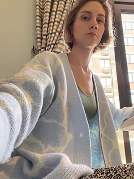 Feral berry 8133 online show from February 3, 2025, 12:25 pm