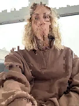 Feral berry 8133 online show from October 10, 2025, 11:53 am