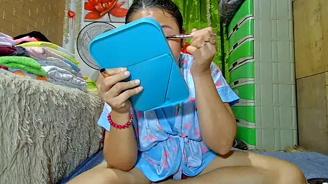 M e c e l online show from January 28, 2025, 9:08 pm