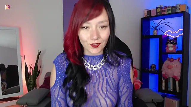 S Lilith  online show from April 18, 2026, 10:10 pm