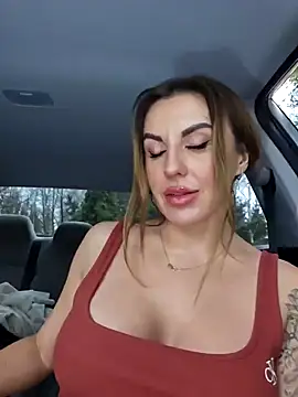 Snapshot of Kalli_Fornia chatting on December 19, 2024, 12:23 pm Kalli Fornia online show from December 19, 2024, 12:23 pm