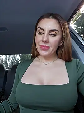 Snapshot of Kalli_Fornia chatting on December 26, 2024, 11:32 am Kalli Fornia online show from December 26, 2024, 11:32 am