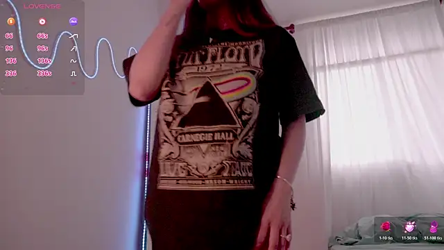 Snapshot of HannaMoom chatting on February 10, 2026, 9:30 pm HannaMoom online show from February 10, 2026, 9:30 pm