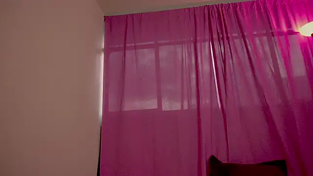 Snapshot of HannaMoom chatting on May 22, 2026, 11:10 pm HannaMoom online show from May 22, 2026, 11:10 pm