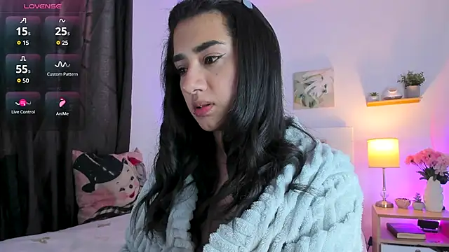 annadu011 online show from November 27, 2025, 1:46 pm