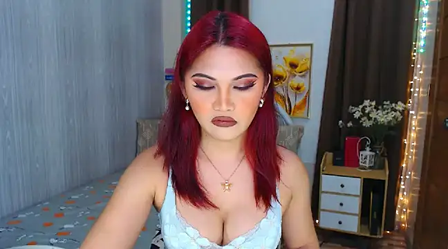 Snapshot of xXCathyJennerXx chatting on December 5, 2024, 5:37 am xXCathyJennerXx online show from December 5, 2024, 5:37 am