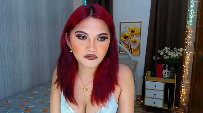 Snapshot of xXCathyJennerXx chatting on December 5, 2024, 8:55 am xXCathyJennerXx online show from December 5, 2024, 8:55 am