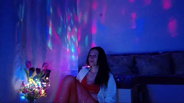 ElysaSun online show from February 11, 2025, 9:25 pm