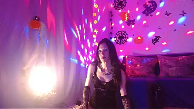 ElysaSun online show from November 1, 2025, 7:16 pm