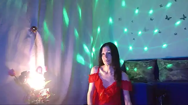 Snapshot of ElysaSun chatting on February 8, 2026, 5:05 pm ElysaSun online show from February 8, 2026, 5:05 pm